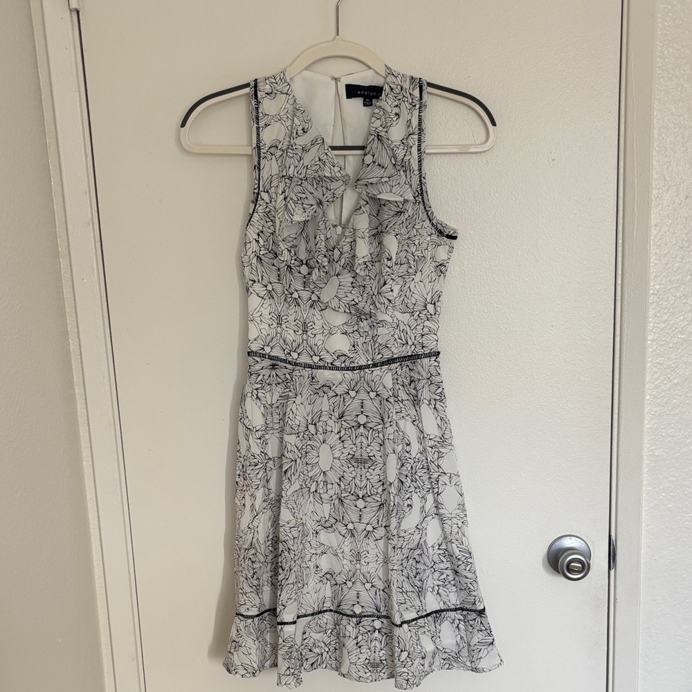 Adelyn Rae Black and White Floral Mini Dress